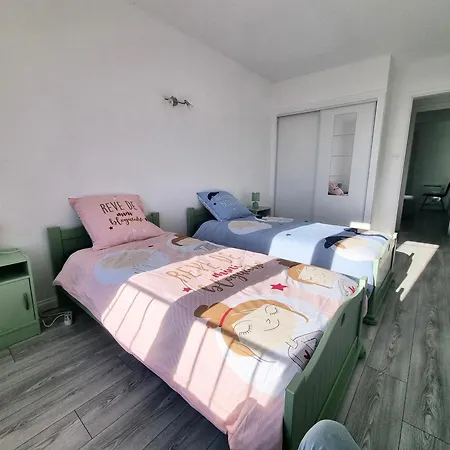 6 Appartements Et 4 Adresses A Mi-Chemin Entre Le Vieux Port Et L Ile De Re La Rochelle  Exterior foto
