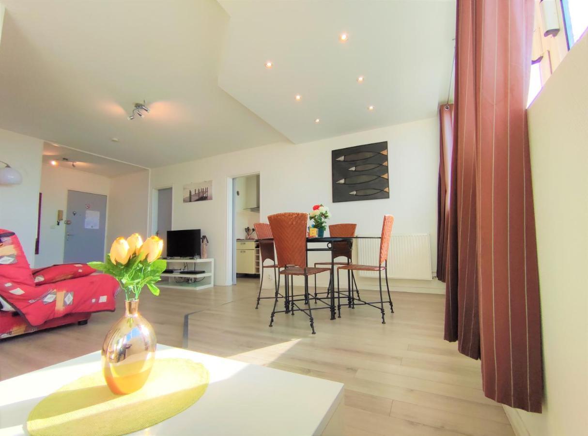 5 Indépendants Situés à Mi-chemin Entre Le Vieux Port Et Le Pont De L île De Ré Apartamento