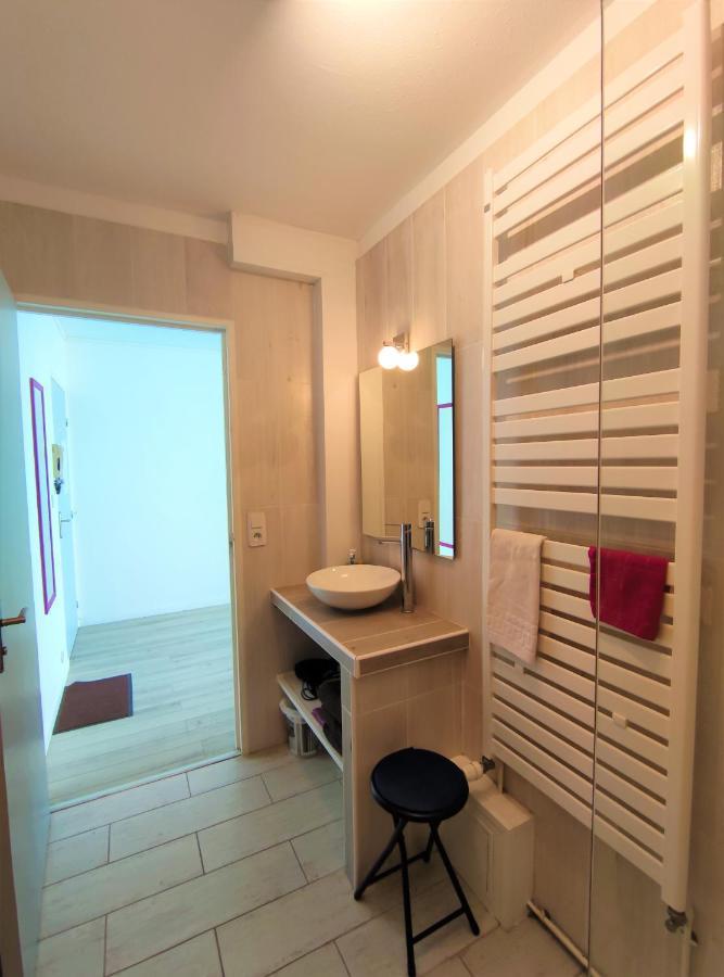 5 Indépendants Situés à Mi-chemin Entre Le Vieux Port Et Le Pont De L île De Ré Apartamento La Rochelle (Charente-Maritime)