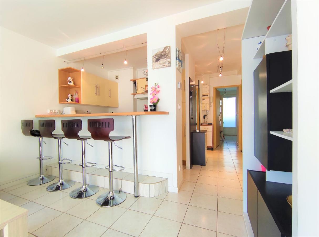 5 Indépendants Situés à Mi-chemin Entre Le Vieux Port Et Le Pont De L île De Ré Apartamento La Rochelle (Charente-Maritime)