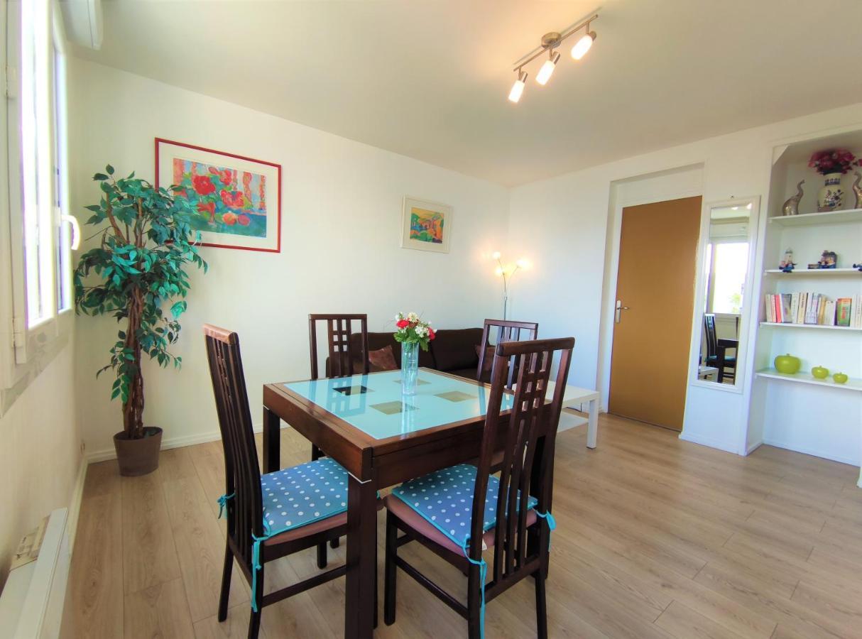 Appartement 5 Indépendants Situés à Mi-chemin Entre Le Vieux Port Et Le Pont De L île De Ré *