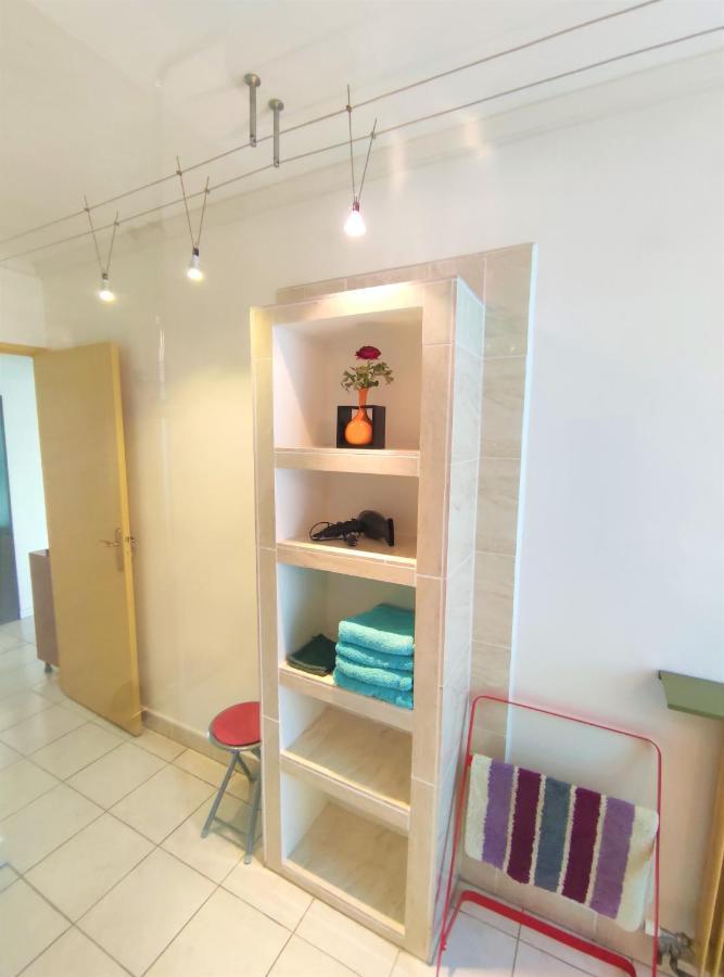 5 Indépendants Situés à Mi-chemin Entre Le Vieux Port Et Le Pont De L île De Ré Apartamento *