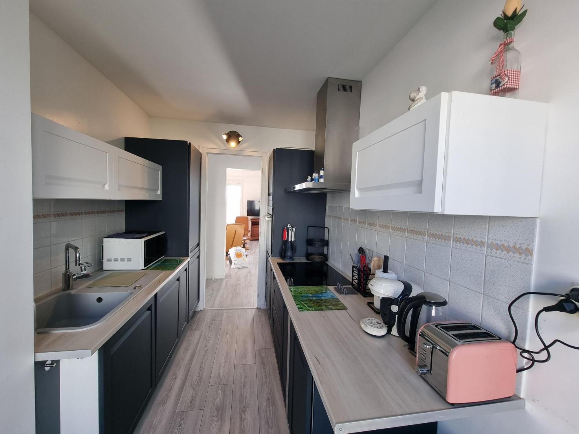 5 Indépendants Situés à Mi-chemin Entre Le Vieux Port Et Le Pont De L île De Ré Appartement
